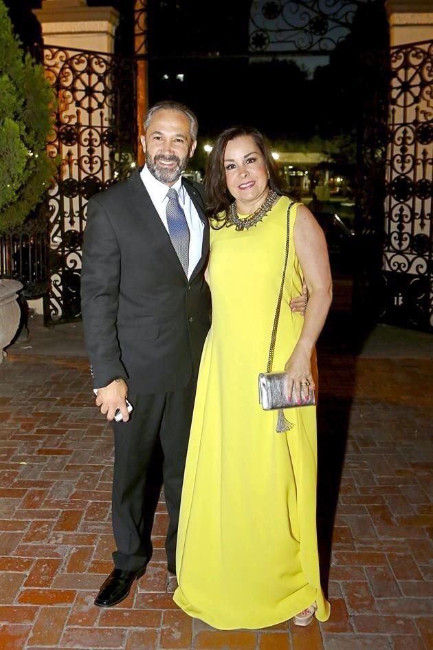 Edgar Sereno y Maye Garza Rangel