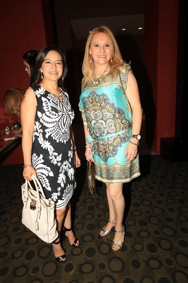 Carmen Rubio y Dinorah Flores
