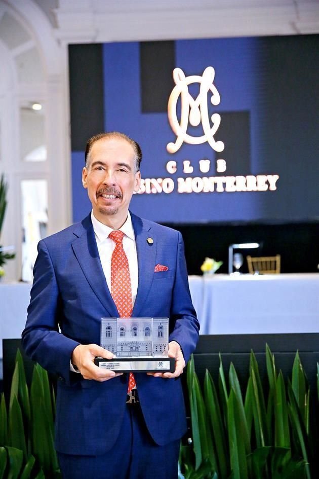 PRESIDENTE SALIENTE. Daniel Villarreal Iglesias