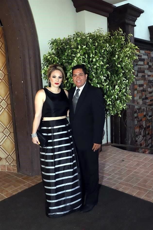Marcela Escareño de Martínez e Ignacio Martínez
