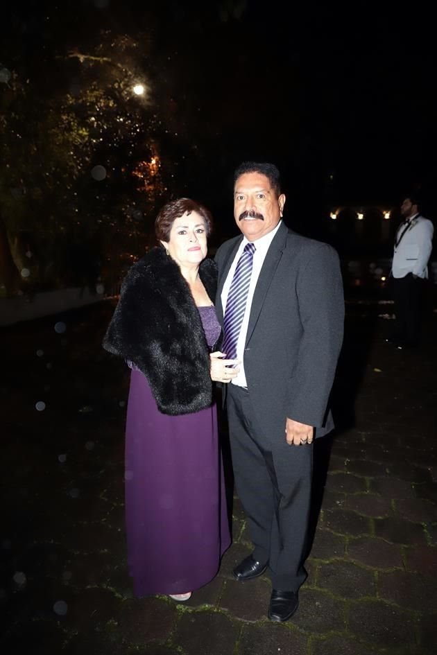 María Elizabeth Hernández y Óscar Mario Hernández