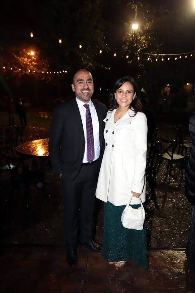 Jorge Salazar y Ana Pérez