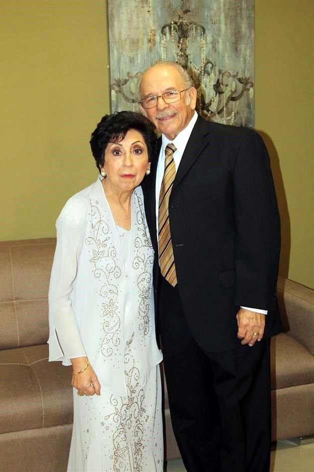 Lorenzo Gracia Rodríguez y Yolanda Elizondo de Gracia