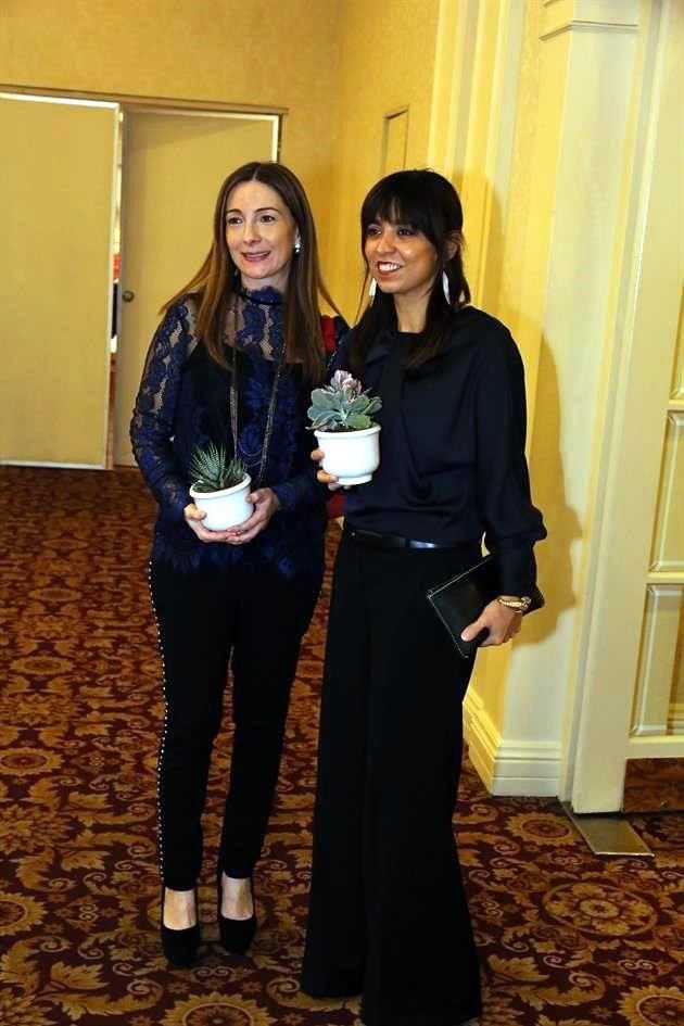 Susy de Key y Elisa Téllez