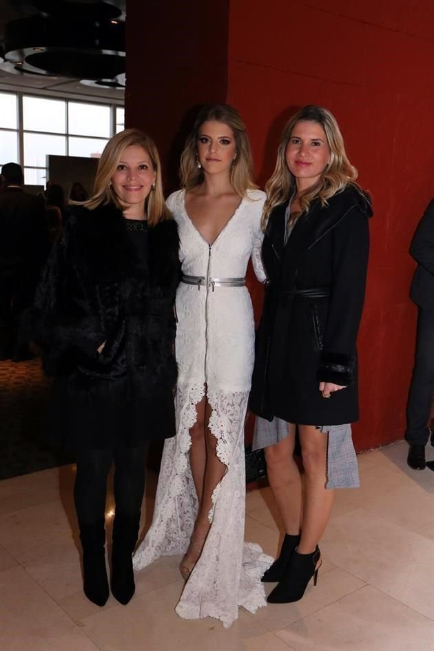 Lavinia García Noriega, Eugenia González Ballesteros y Yolanda García Noriega