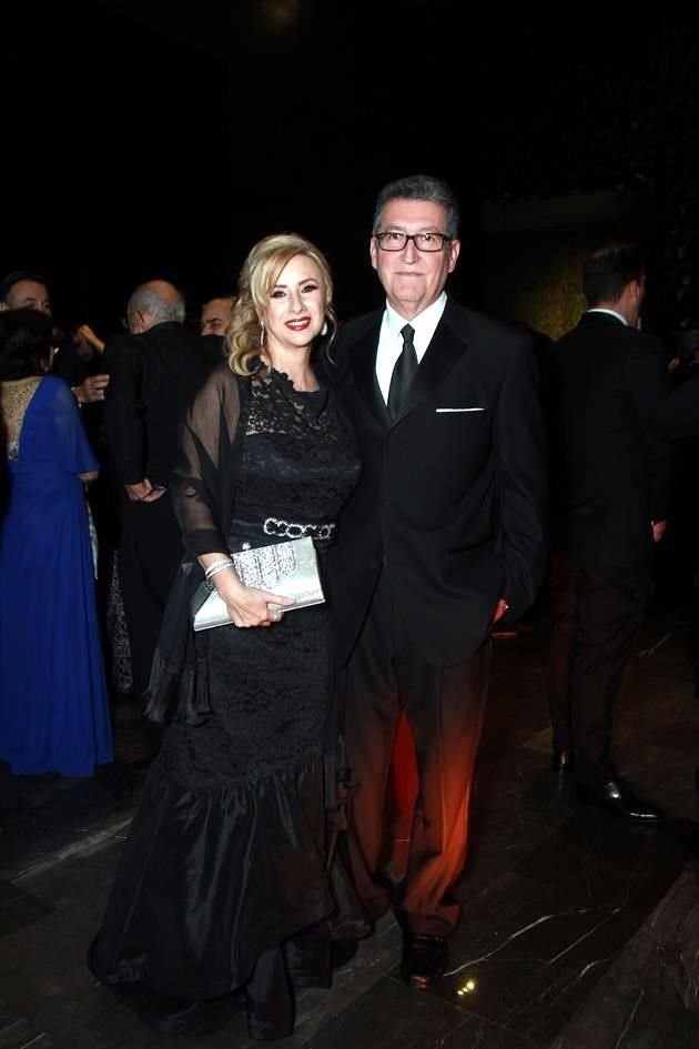 Patricia Benavides d Vizcaya y Guillermo Vizcaya