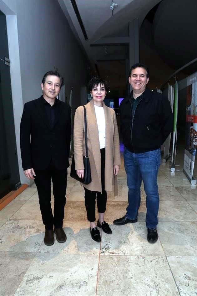 Jesús Ávila, Gisela Barba y Enrique Richaud