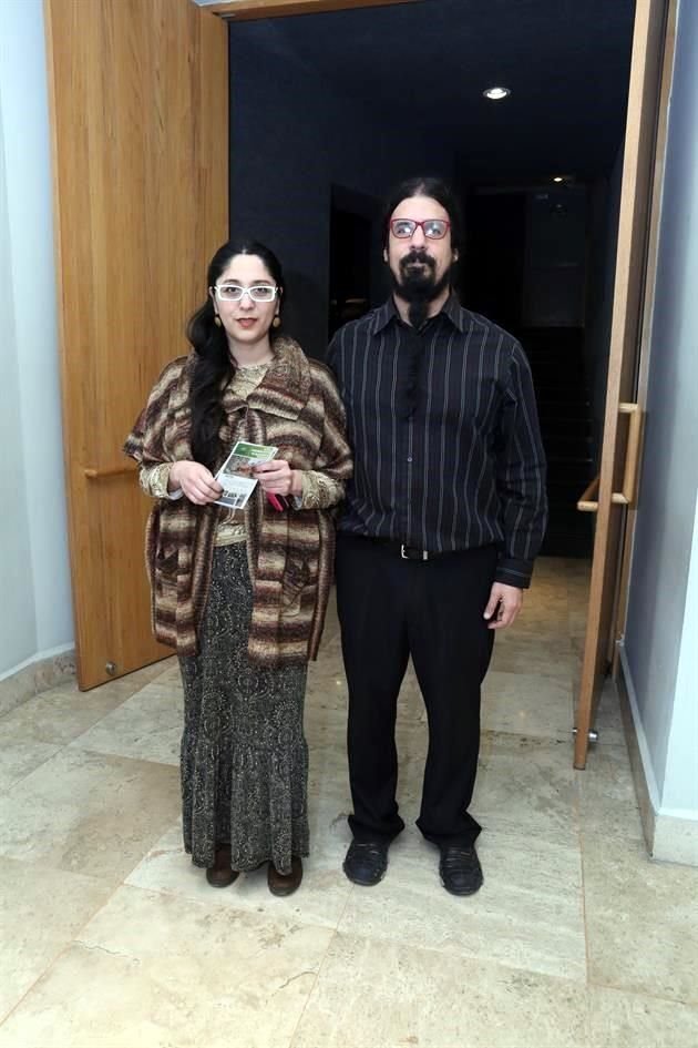 Liz Aguillón y Alan González