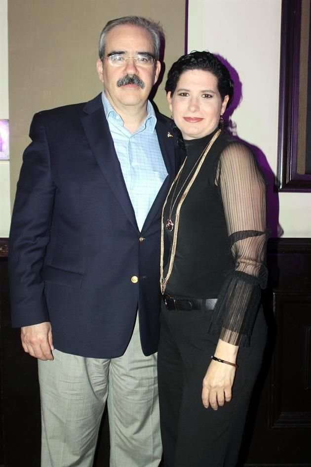 Alfredo Piñeyro y Patricia Cantú de Piñeyro