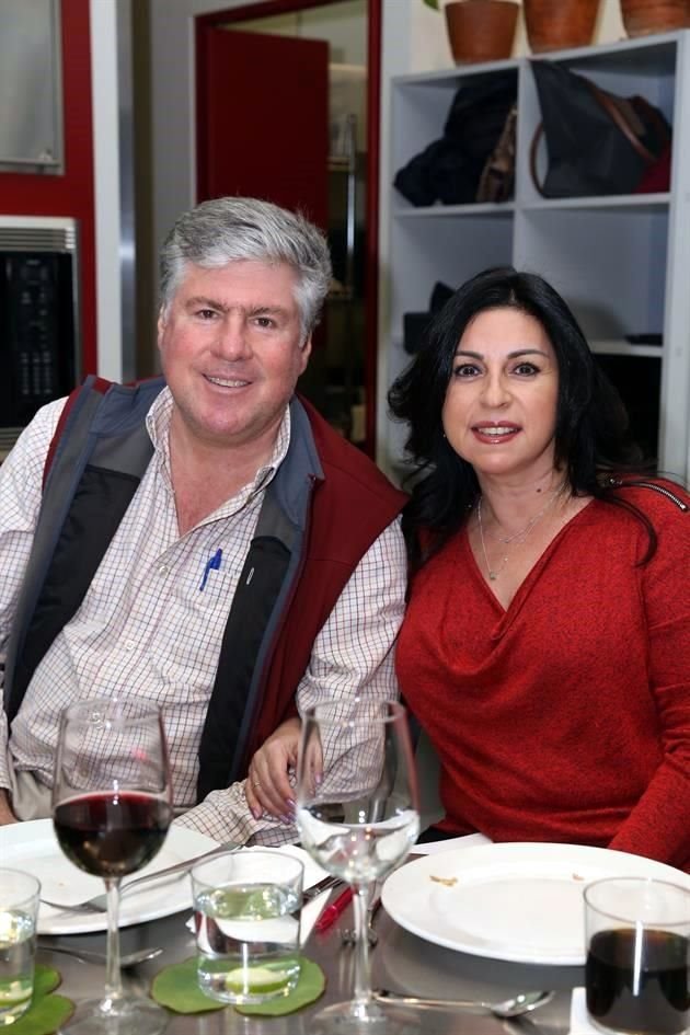 José Luis Ballí y Gabriela Cadena