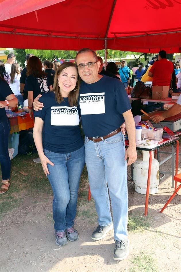 Maribel de Dávila y Jorge Dávila