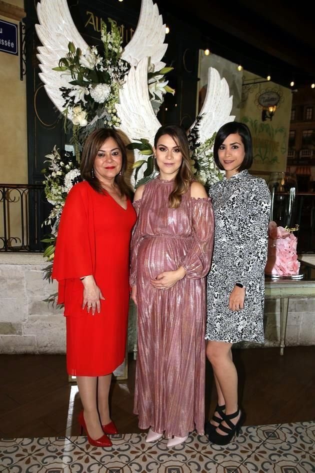 Ludivina Rodríguez de la Garza, Ludy García Rodríguez y Sairi García de Elizondo