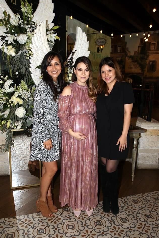 Kary Estrada, Ludy García Rodríguez y Perla Ramírez