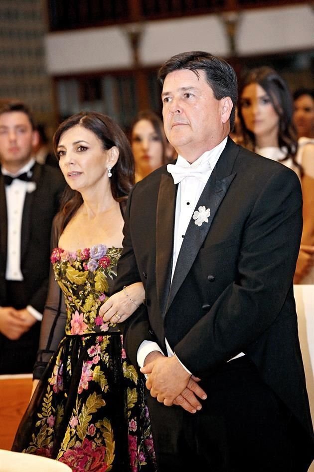 Martha Méndez de González y Salvador González Farías