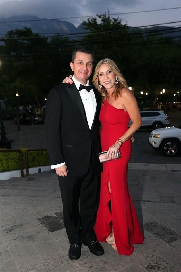 Gonzalo Lozano y Dora Pérez de Lozano