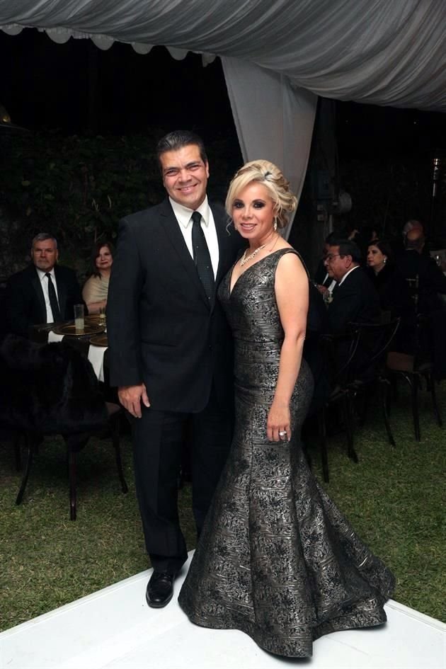 Ramón Armenta y Yésika de Armenta