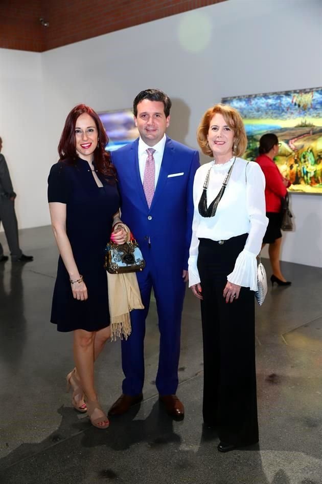 Jéssica Garza de Carrandi, José Antonio Carrandi y Carmen Tamez