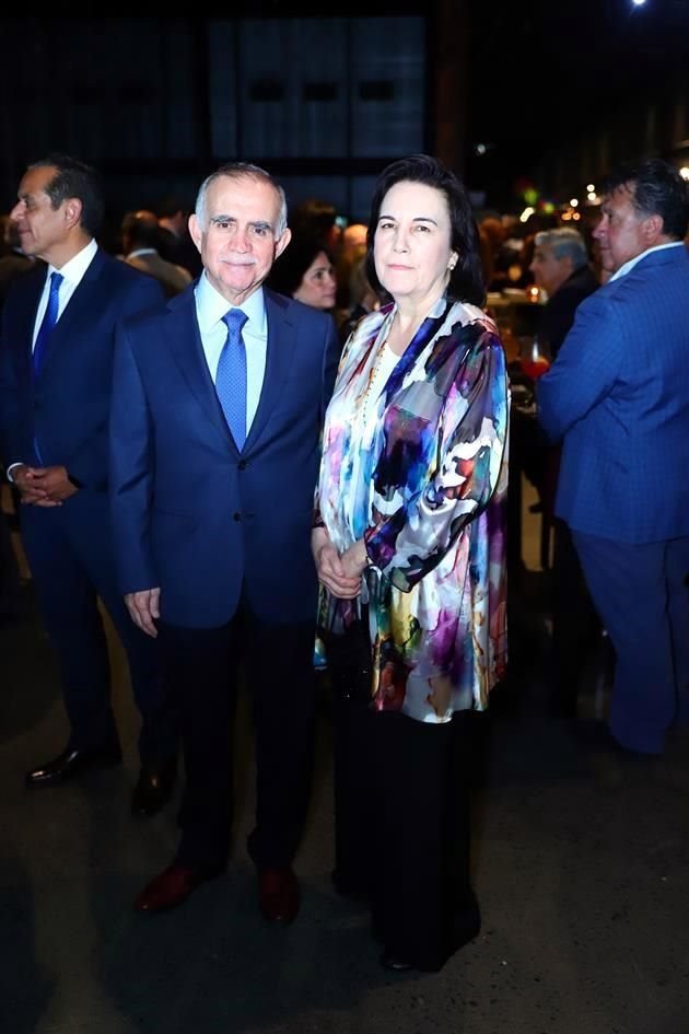 Alfonso Romo y Maca Garza de Romo
