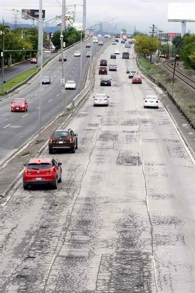 Las afectaciones cubren los tres carriles a lo largo del tramo entre Lerdo de Tejada, en la Colonia Tabachines, y Torres de Falcón, en Rincón de Anáhuac.