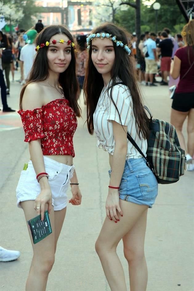 Valeria Lozano y Daniela Lozano