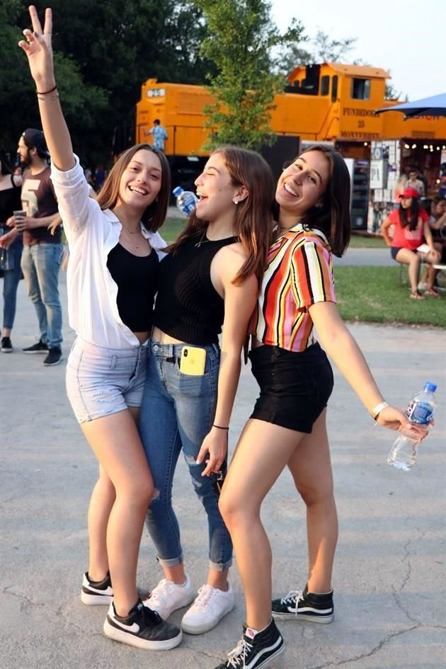 Mónica Botello, Regina Sánchez y  Andressa Castillo
