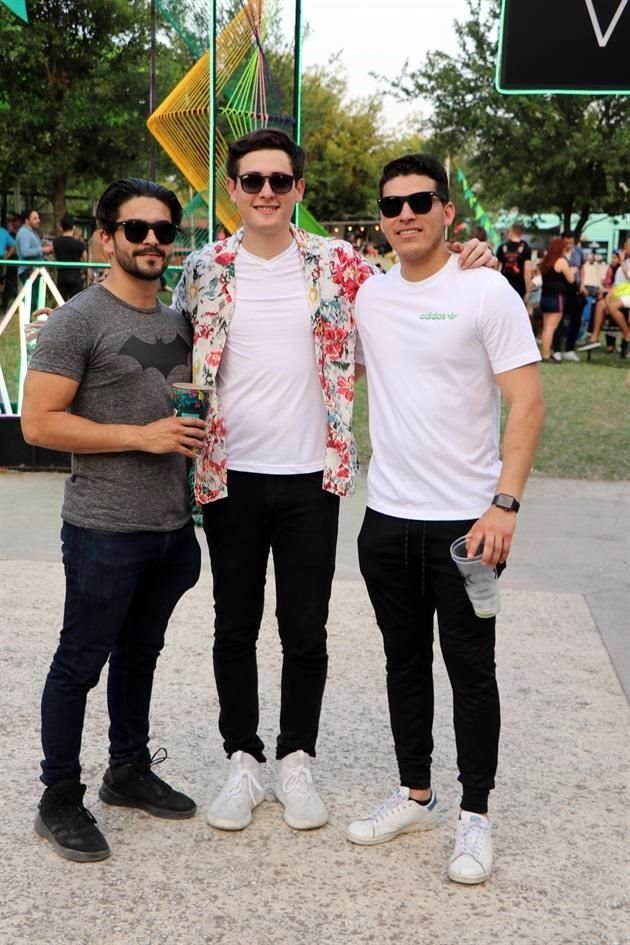 Eduardo, Luis e Iván