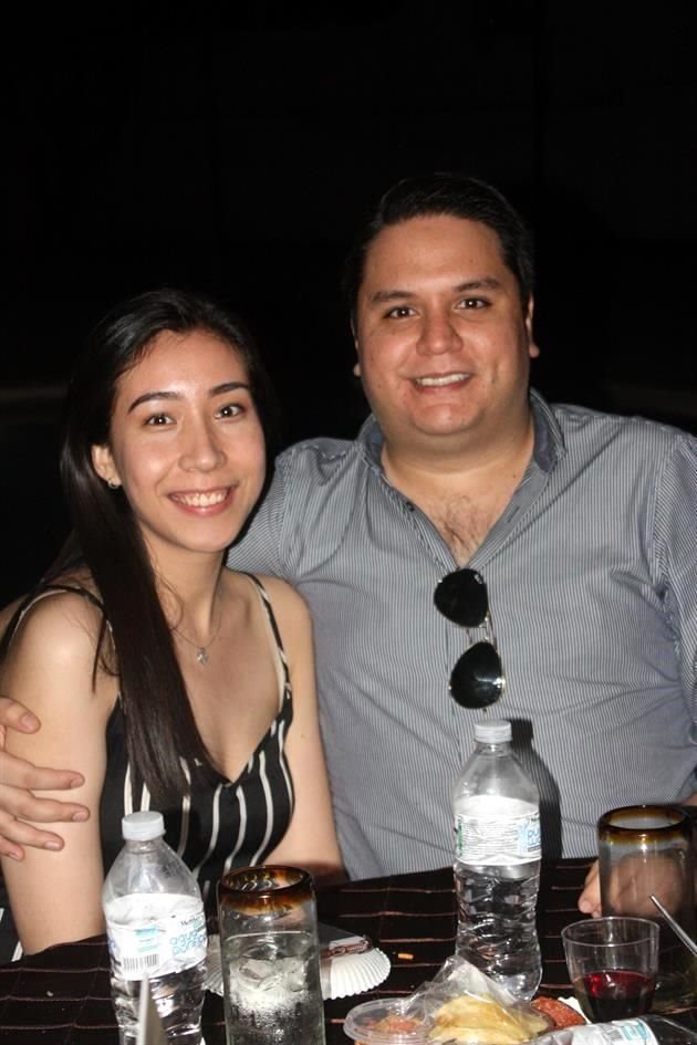 Gloria Magallanes y Homero Garza
