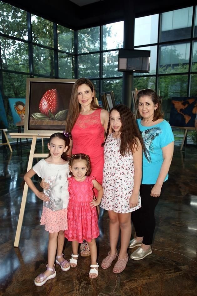 Lili Garza, Rosy Cantú, Brissa Leal, Victoria Leal y Gia Leal