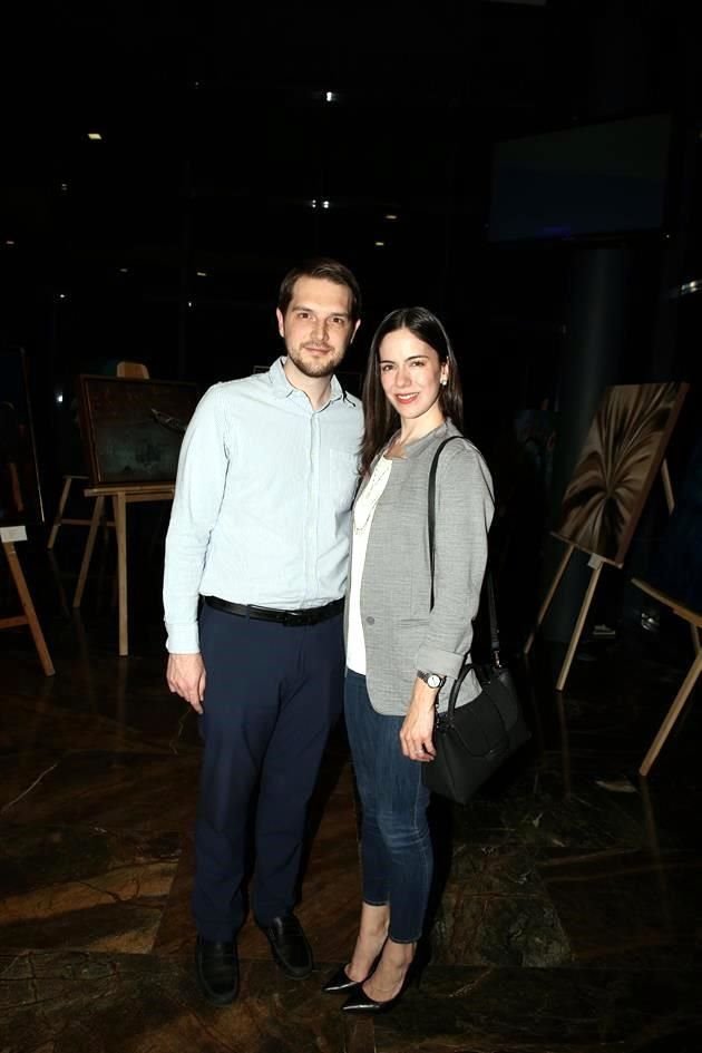 Sergio Lamadrid y Thalía González