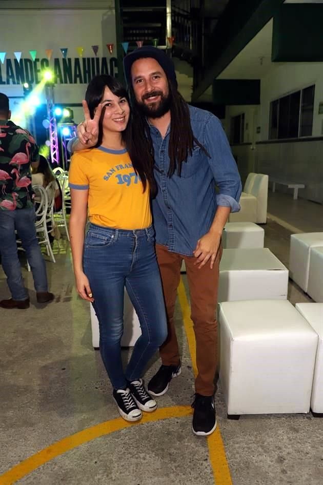 Victoria Carreón y Víctor Mejía
