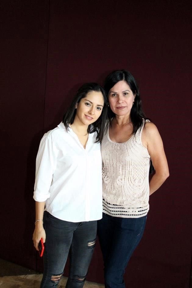 Melisa Jurado y Elizabeth Castillo