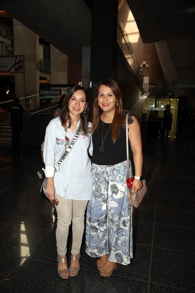 Mayela Sánchez y Mónica Flores