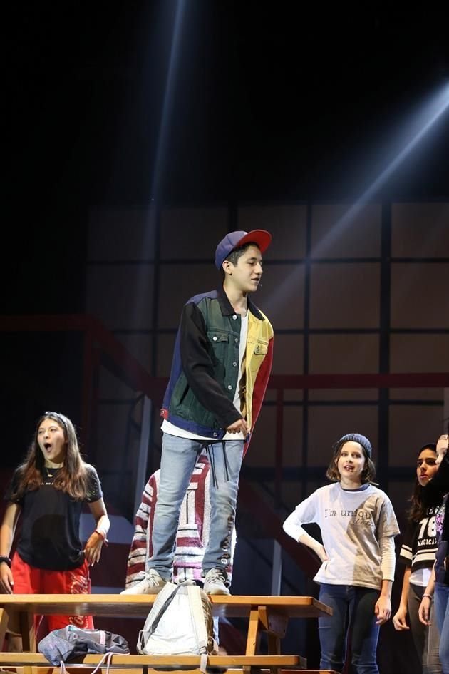 LATIN HIGH SCHOOL MUSICAL
