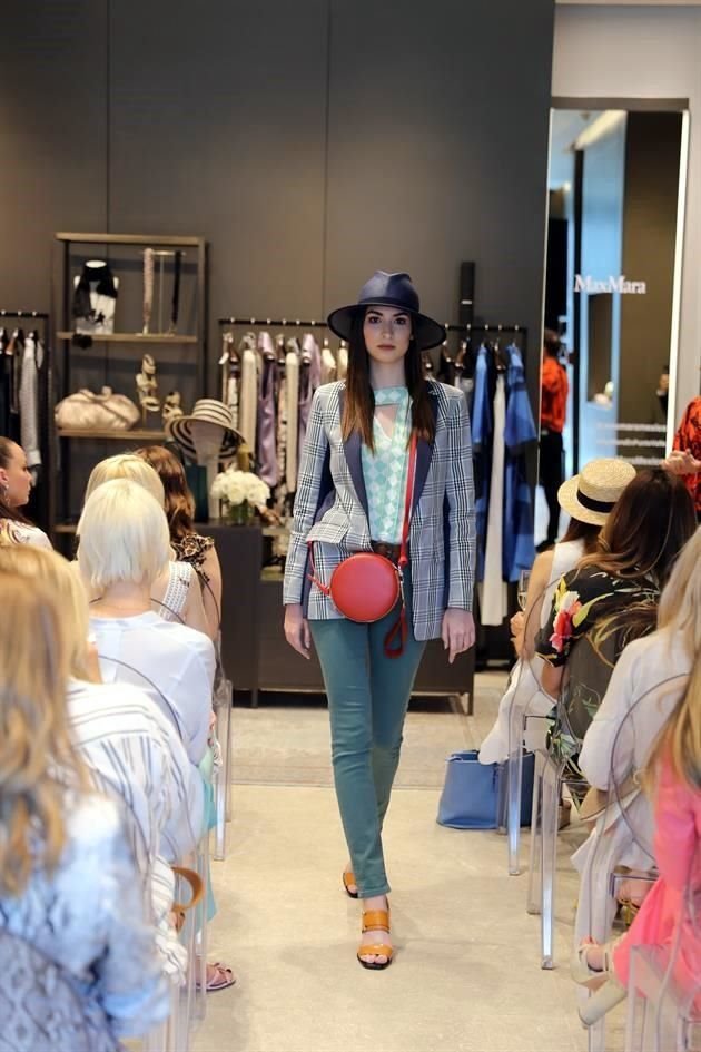 Max Mara Punto Valle Mty