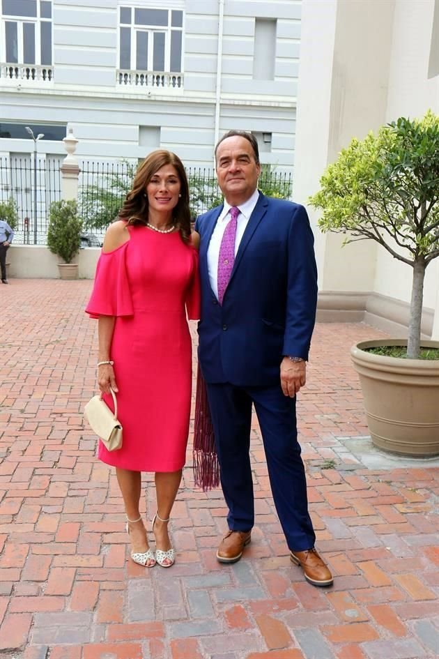 Rebeca Clouthier y Tony Drexel