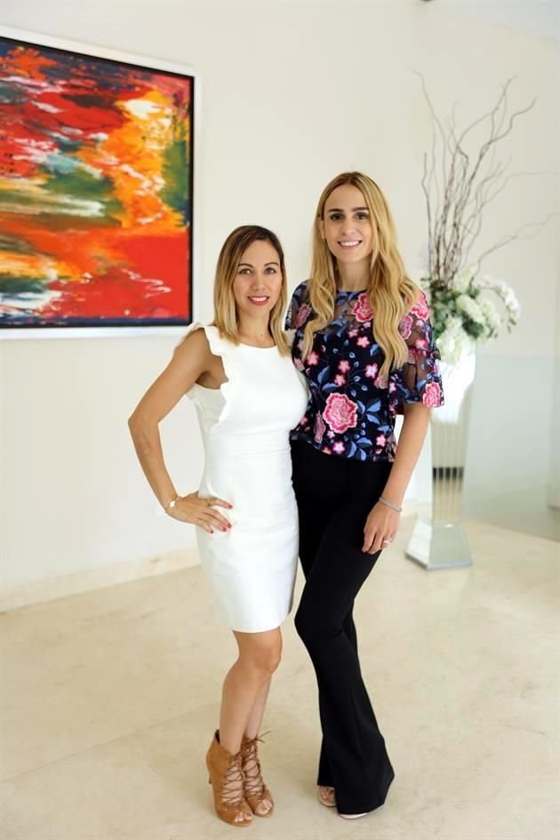 Ale de Garza y Paola García Yves
