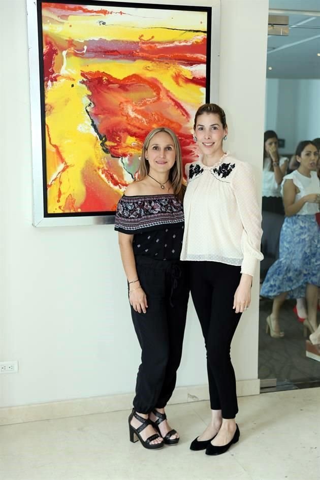 Erika de González y Elvira de Solorzano