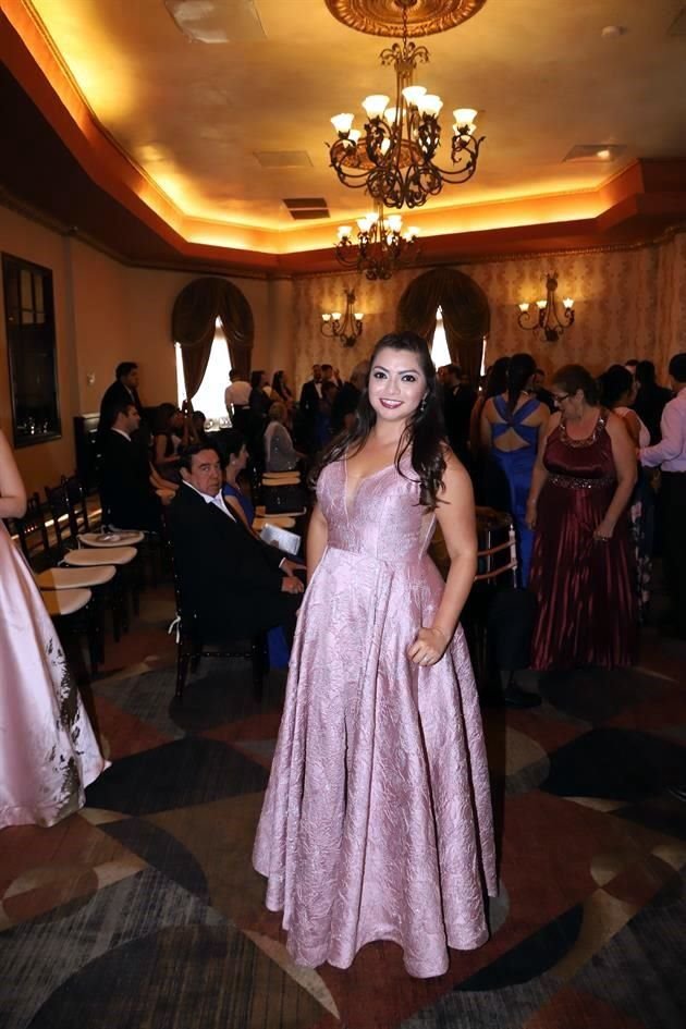 Karina Almaraz