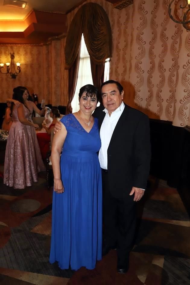 Juana María Urbina de Almaraz y Luis Almaraz López