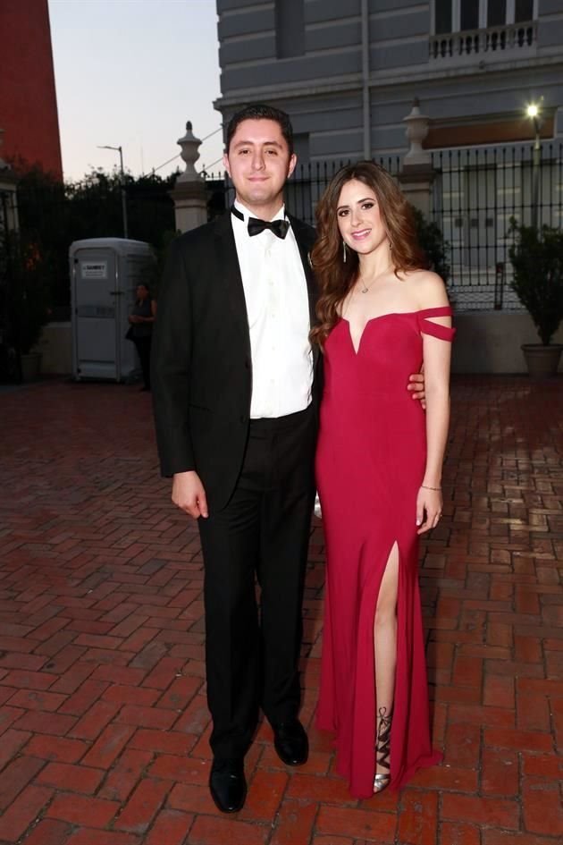 Sergio Santamaría y Priscila Escalante