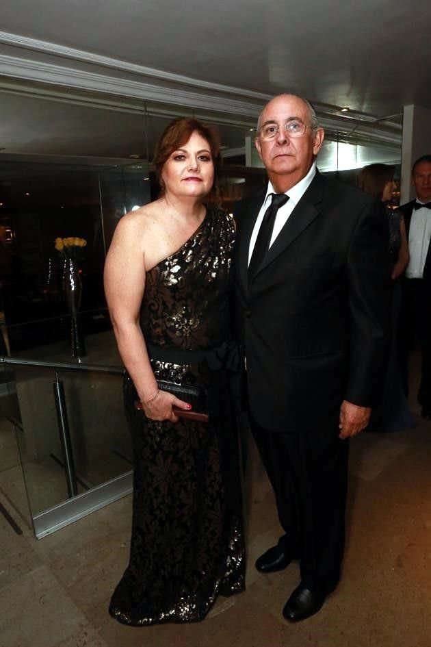 Ana de Valle y Raymundo Valle