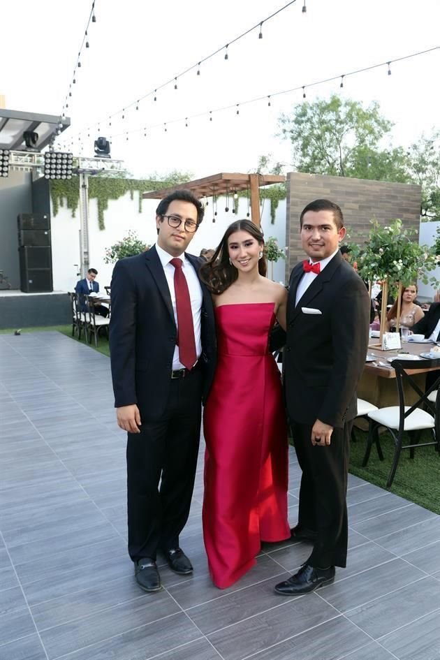 David Govea, Katia Guajardo y Alejandro Guajardo