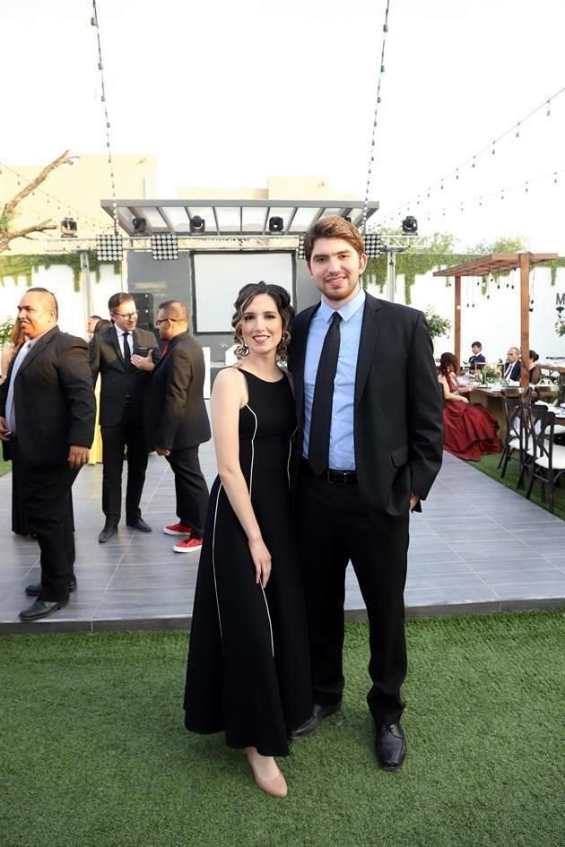 Cindy Esparza y Brando González