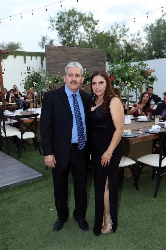 José Luis Quezada y María Guadalupe Escamilla de Quezada