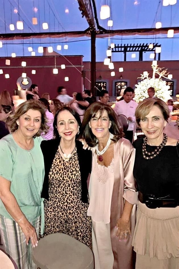 Silvia Rodríguez, Lourdes de la Garza, Christine Ancira de Durán y Paty de Leal