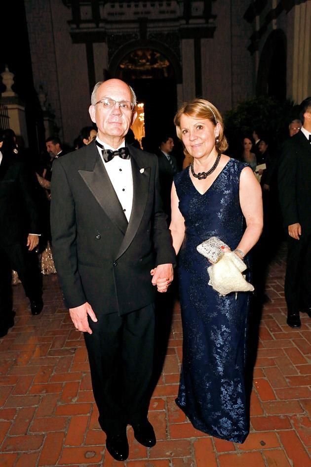 Alejandro Menchaca y Tere Velasco