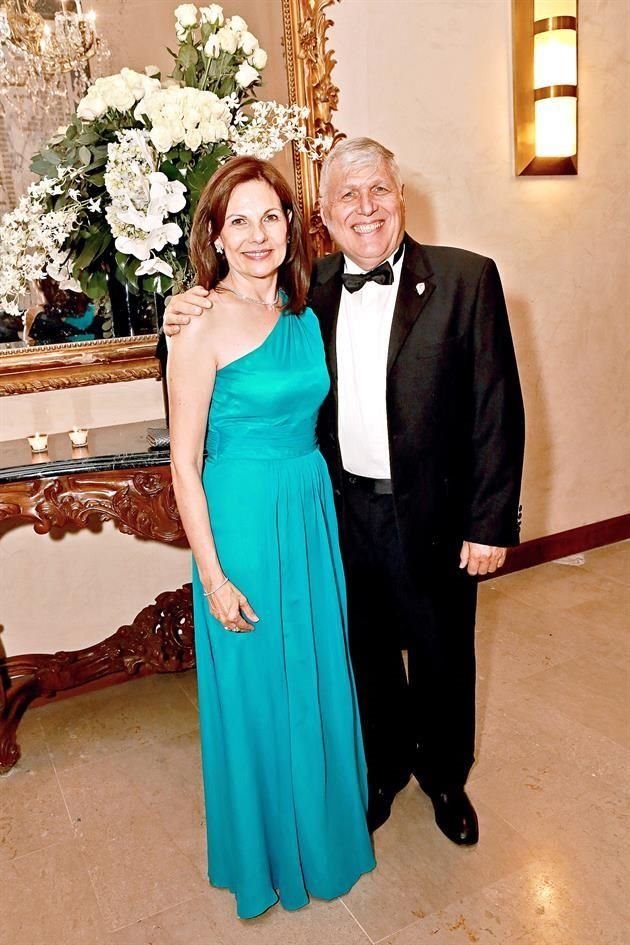 Regina Méndez de Cardenas y Guillermo Cárdenas