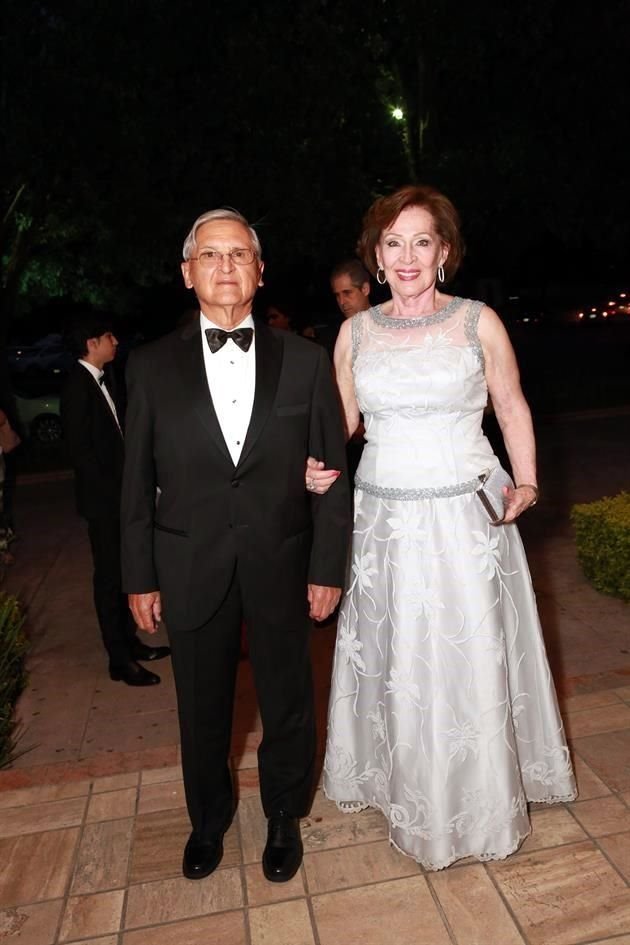 Jesús Montemayor y Dolores Lobo de Montemayor