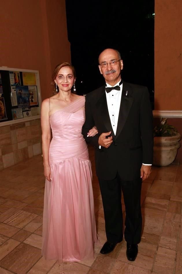 María Elena Caballero de Guajardo y Carlos Guajardo
