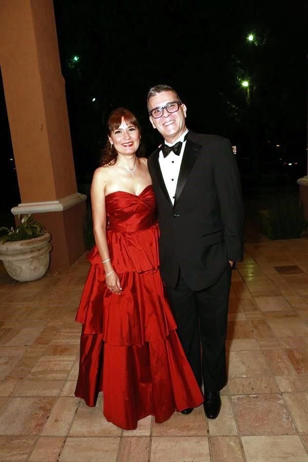 Lucía Guzmán de Alanís y Ricardo Alanís